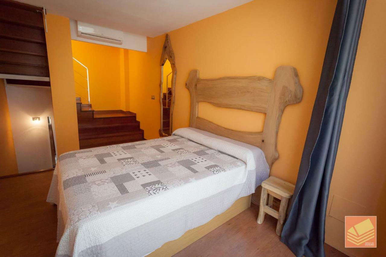 דירות קנגס דה מוראסו Triplex Del Outeiro "La Casa Del Fotografo" מראה חיצוני תמונה